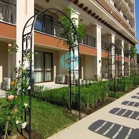 Апартаменты U Dacha - Premium Солнечный берег